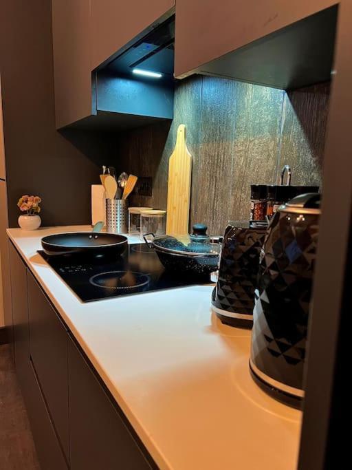 Cityzenretreat - Mezzanine Apartment Sleeps 4 Sheffield City Centre Esterno foto
