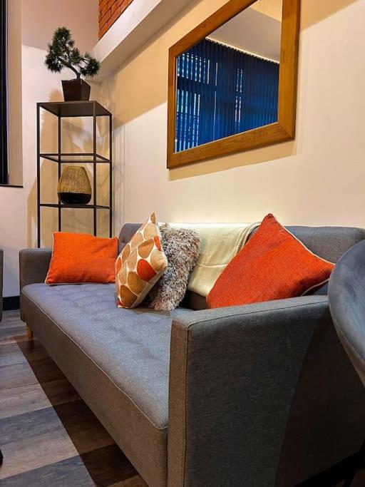 Cityzenretreat - Mezzanine Apartment Sleeps 4 Sheffield City Centre Esterno foto