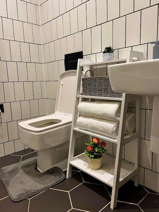 Cityzenretreat - Mezzanine Apartment Sleeps 4 Sheffield City Centre Esterno foto