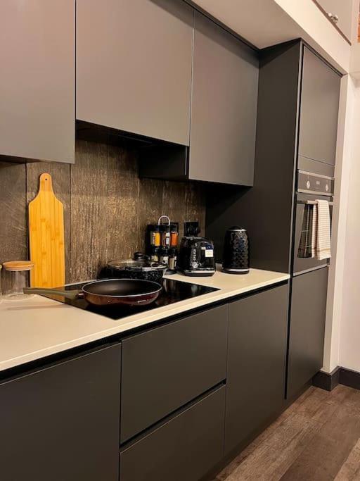 Cityzenretreat - Mezzanine Apartment Sleeps 4 Sheffield City Centre Esterno foto